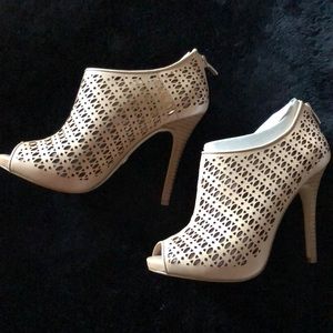 Ann Taylor leather Shana cut out peep toe bootie